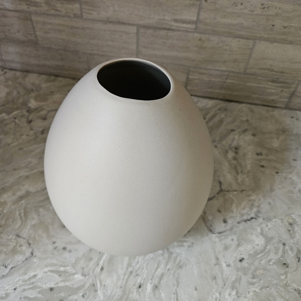 West Elm Organic Ceramic Taupe Bud Vase - Picture 5 of 8